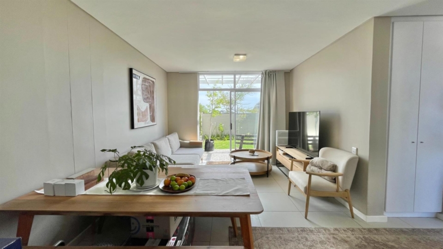 To Let 2 Bedroom Property for Rent in Somerset Lakes Western Cape
